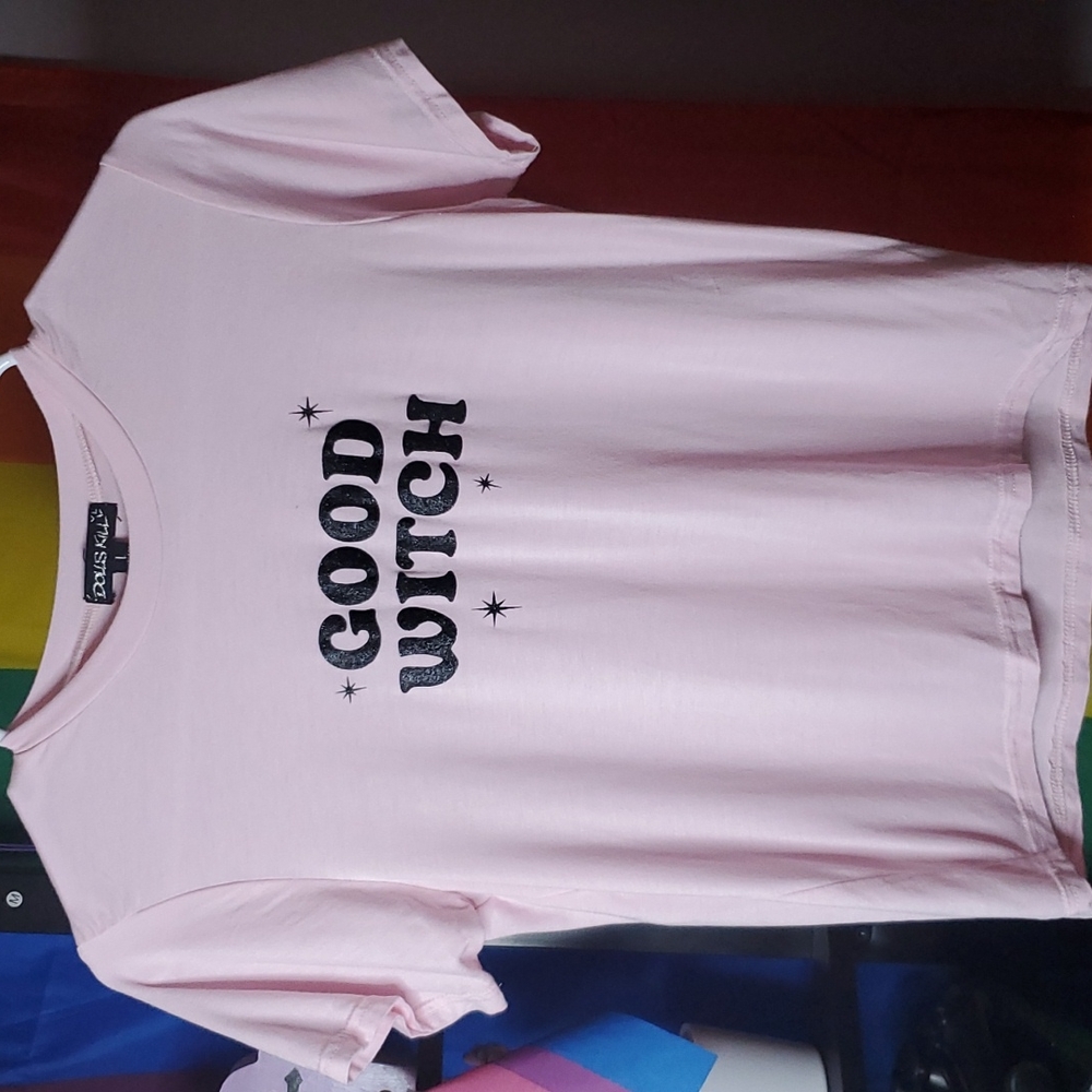 Good Witch Dolls Kill Cropped Shirt